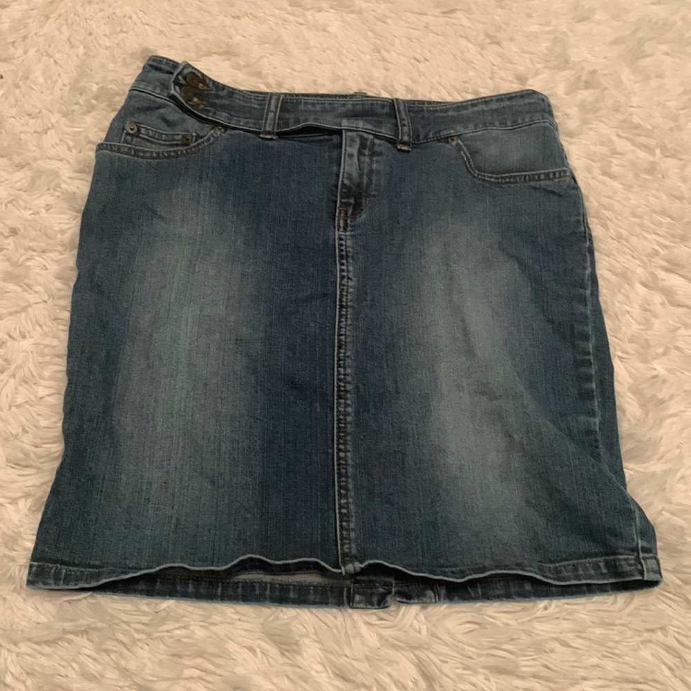 Boxfresh denim skirt size M